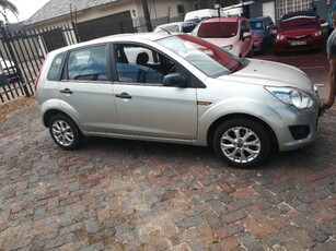 2013 Ford Figo hatch 1.5 Ambiente For Sale in Gauteng, Johannesburg