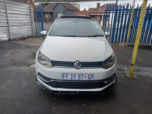 2014 Volkswagen Polo hatch 1.2TSI Highline For Sale in Gauteng, Johannesburg