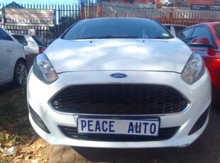 2015 Ford Fiesta 5-Door 1.0T Titanium Auto For Sale in Gauteng, Johannesburg