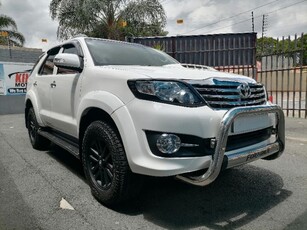 2015 Toyota Fortuner 3.0 D4D 4X4 Auto SUV For Sale For Sale in Gauteng, Johannesburg