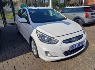 2016 Hyundai Accent Hatch 1.6 Fluid For Sale in Gauteng, Johannesburg