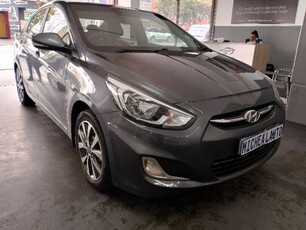 2017 Hyundai Accent sedan 1.6 Fluid auto For Sale in Gauteng, Johannesburg