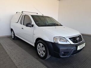 Nissan NP200 1.6i safety pack (aircon)