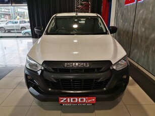 Used Isuzu D