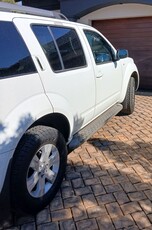 Used Nissan Pathfinder 2.5 dCi 4x4 LE for sale in Gauteng
