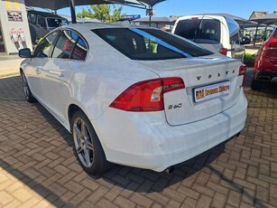 Used Volvo S60 T4 Momentum Auto for sale in Gauteng