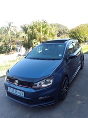 VW POLO 7 GTI DSG 1.8 TSI WITH PANORAMIC SUNROOF IN EXCELLENT CONDITION!!!