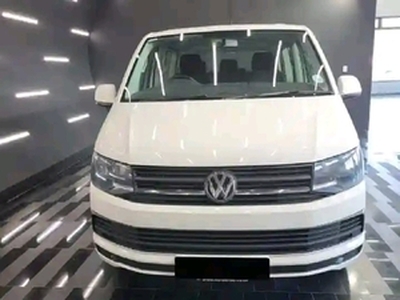 Volkswagen Caravelle 2016, Automatic, 2 litres - Parys
