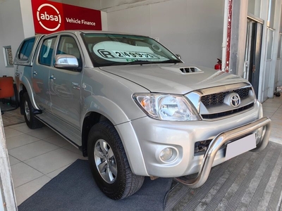 2009 Toyota Hilux 3.0 D-4D D/Cab R/Body Raider with 238410kms CALL CHADLEY 069 286 9868