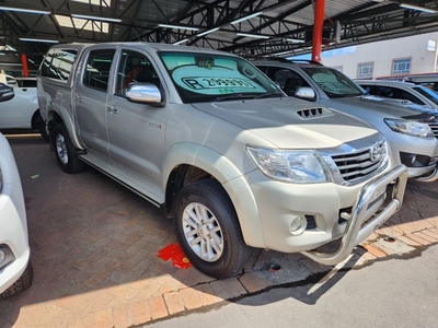 2012 Toyota Hilux 3.0 D-4D D/Cab RB Raider with 258101kms CALL CHADLEY 069 286 9868