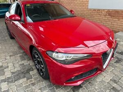 Alfa Romeo Giulietta 2018, Automatic, 2 litres - Krugersdorp