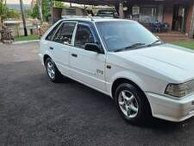Mazda 323 2002, Manual - Bloemfontein