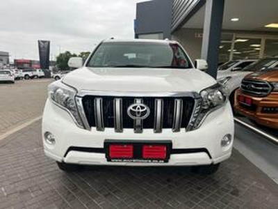 Toyota Land Cruiser 2016, Automatic, 3 litres - Port Elizabeth