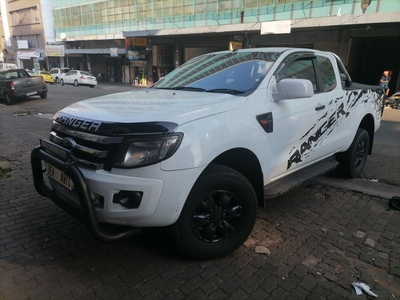 2014 Ford Ranger 2.5 XL HR Super Cab, White with 95000km available now!