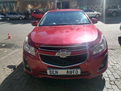 2015 Chevrolet Cruze Hatch 1.6 LS, MAROON with 90000km available now!