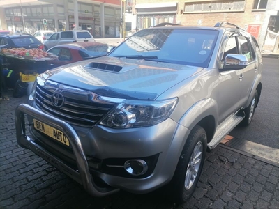 2015 Toyota Fortuner 3.0 D-4D R/Body, Silver with 89000km available now!