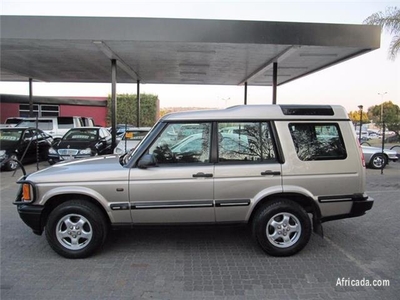 2000 Land Rover {derivative}, Champagne Gold with 243000km availa