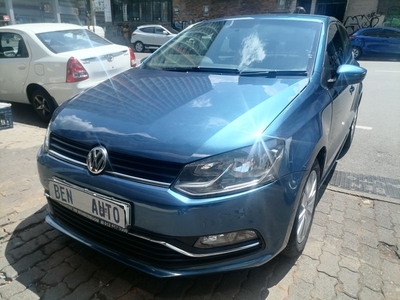 2017 Volkswagen Polo 1.2 TSI Comfortline, Blue with 90000km available now!