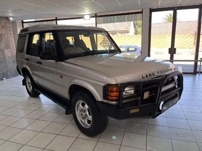 Used Land Rover Discovery TD5 ES for sale in Gauteng