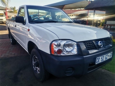 Used Nissan NP300 2.0i for sale in Gauteng