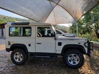 Land Rover Defender 90 1999, Manual, 2.5 litres - Harrismith