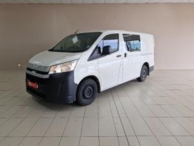 Toyota Quantum 2.8 LWB CrewcabP/V