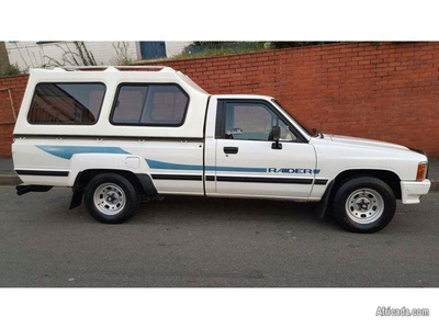 1994 Toyota Hilux 2400 SRX Raider