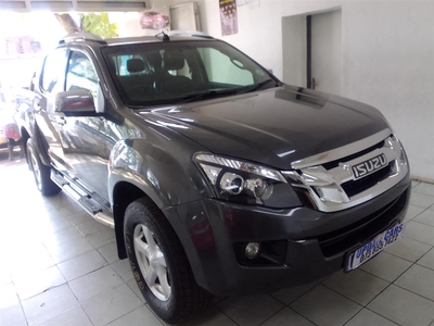 2013 ISUZU KB300 DTEQ 4X2 DOUBLE CAB MANUAL DIESEL GREY COLOR