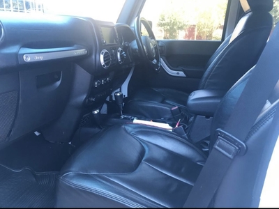 2015 Jeep Wrangler Rubicon unlimited 4 door automatic