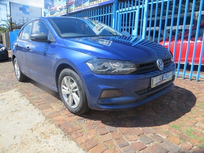 2018 Volkswagen Polo 1.0 Comfortline, Blue with 79000km available now!