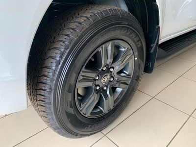 New Toyota Hilux TOYOTA MILD HYBRID 2.8GD6 D/CAB for sale in Gauteng