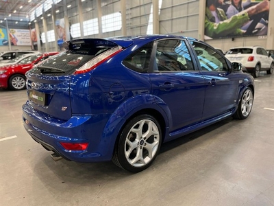 Used Ford Focus 2.5 ST 5