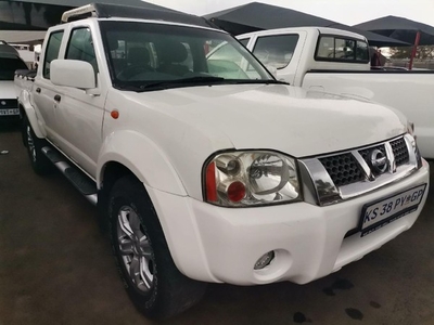 Used Nissan Hardbody 2400i for sale in Gauteng