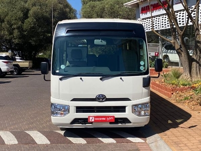 Used Toyota Coaster COASTER 4.0D 23 SEATER BUS for sale in Gauteng