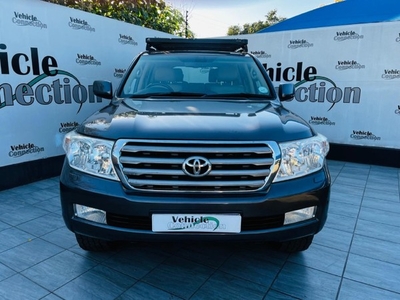 Used Toyota Land Cruiser 200 TD V8 VX Auto for sale in Gauteng
