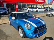 2015 MINI Cooper S 5 Door Hatch (XS72)