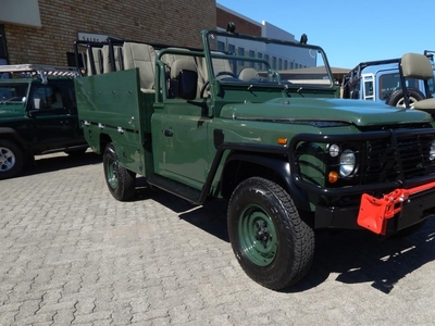 2010 Land Rover Defender 130 TD Chassis Cab For Sale