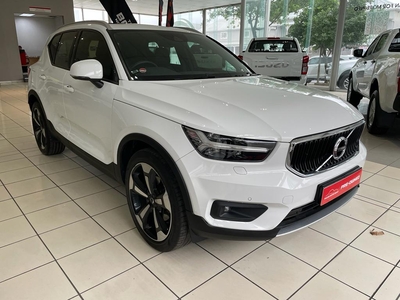 2020 Volvo XC40 T5 AWD Momentum For Sale