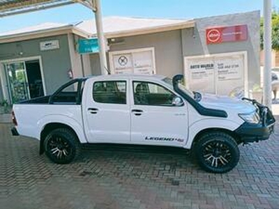 Toyota Hilux 2015, Automatic, 3 litres - Clewer