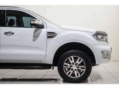 Used Ford Everest 2.2 TDCi XLT AUTO SUPER LOW MILEAGE! for sale in Gauteng