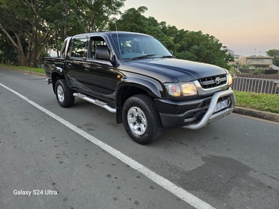 2004 TOYOTA HILUX LEGEND35 2700i D/CAB