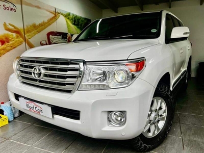 2015 Toyota Land Cruiser 200 4.5D-4D V8 VX For Sale