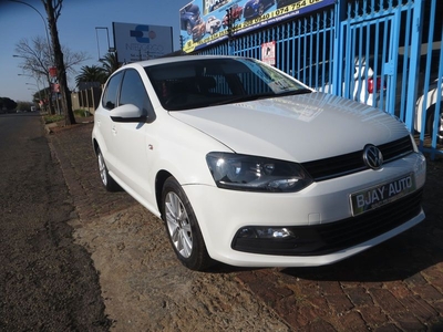 2023 Volkswagen Polo Vivo Hatch 1.4 Comfortline, White with 21000km available now!