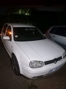 Golf 4 1,9 2004 for sale