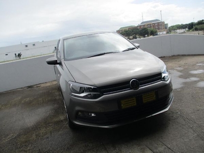 New Volkswagen Polo Vivo 1.6 Comfortline Auto 5