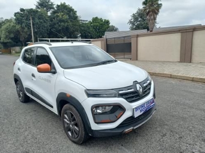 Renault Kwid 1.0 Climber, White with 38000km, for sale!