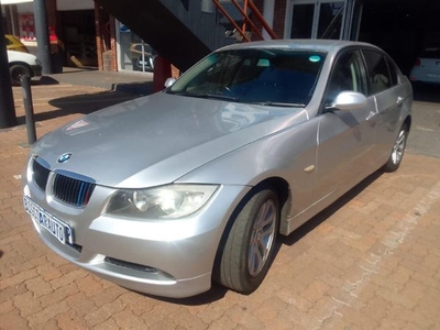 Used BMW 3 Series 320i Manual petrol for sale in Gauteng