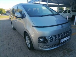 2022 Hyundai Staria 2.2D Executive Auto