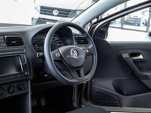 New Volkswagen Polo Vivo 1.4 Trendline 5