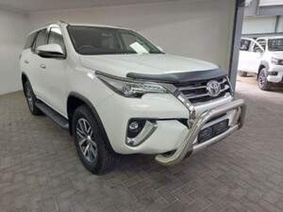 Toyota Fortuner 2019, Automatic, 2.8 litres - Mooi River